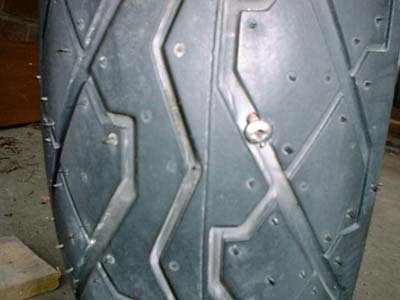 screw.jpg (22045 bytes)